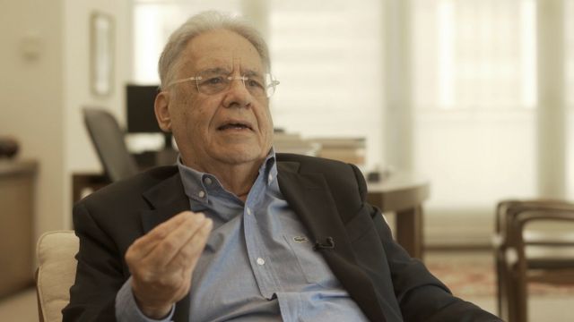 Imagem ilustrativa da imagem Fernando Henrique Cardoso assina carta: "democracia está ameaçada"