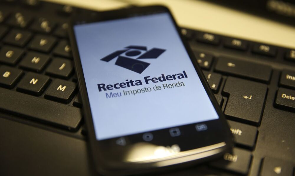 A consulta da restituição do Imposto de Renda pode ser feita na página da Receita Federal da internet