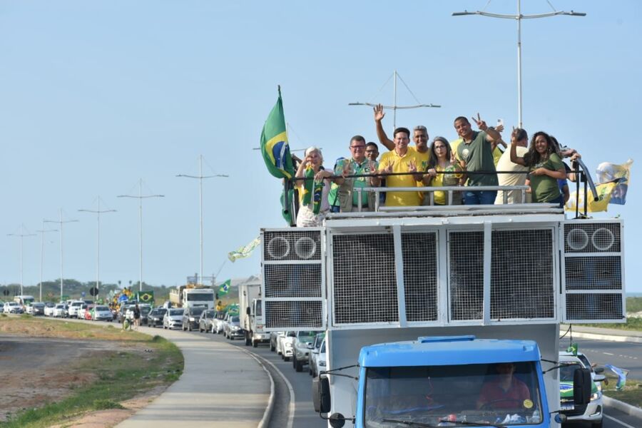 Roma promoveu carreatas nos municípios de Itabuna e Ilhéus nesta quinta-feira, 22