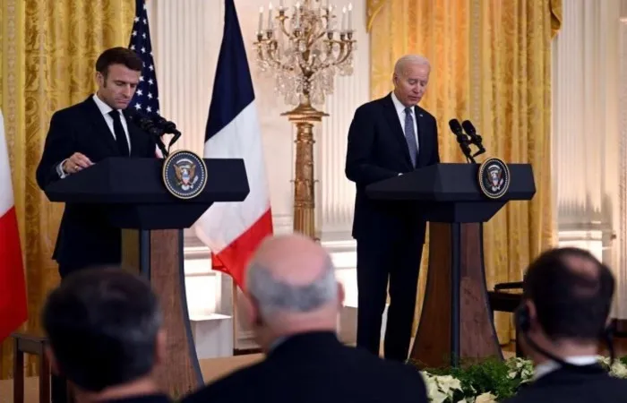 Biden participou de entrevista coletiva na Casa Branca com o presidente da França Emmanuel Macron