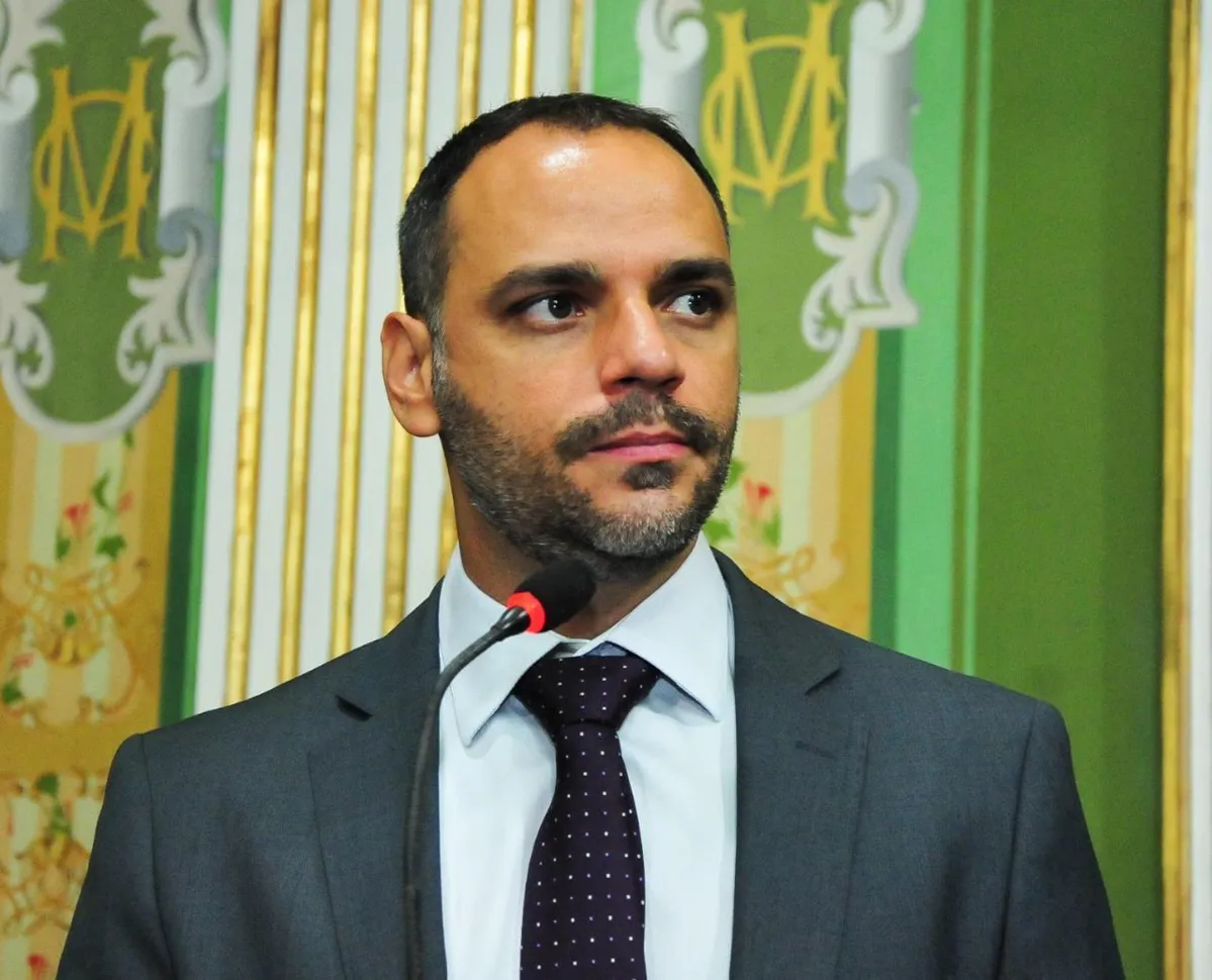 Na foto: vereador e líder da oposição na Câmara, Augusto Vasconcelos