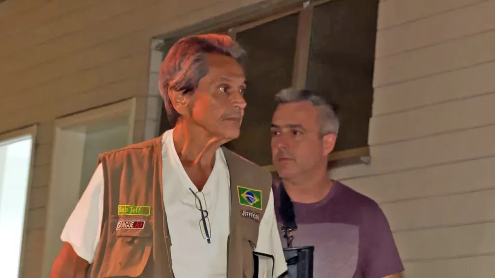 Roberto Jefferson teve a prisão domiciliar revogada no domingo, 23