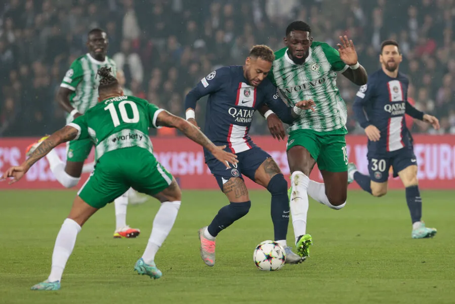 Paris Saint-Germain teve gols de Neymar, Messi e Mbappé