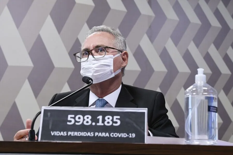 O senador foi condenado depois de publicar um vídeo em que acusa Rodrigo Cunha