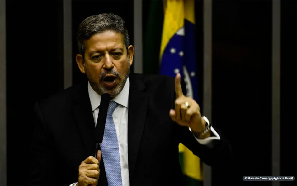 Arthur Lira é aliado de Jair Bolsonaro