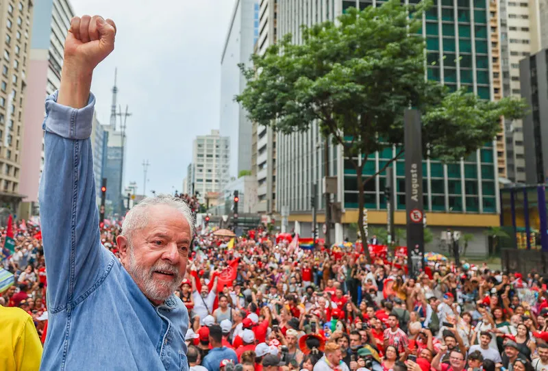 Lula terá que usar sua diplomacia para negociar com o Congresso Nacional