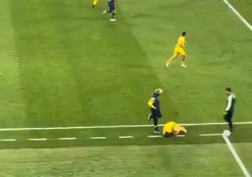Ação aconteceu durante o confronto entre İstanbulspor e Fenerbahçe