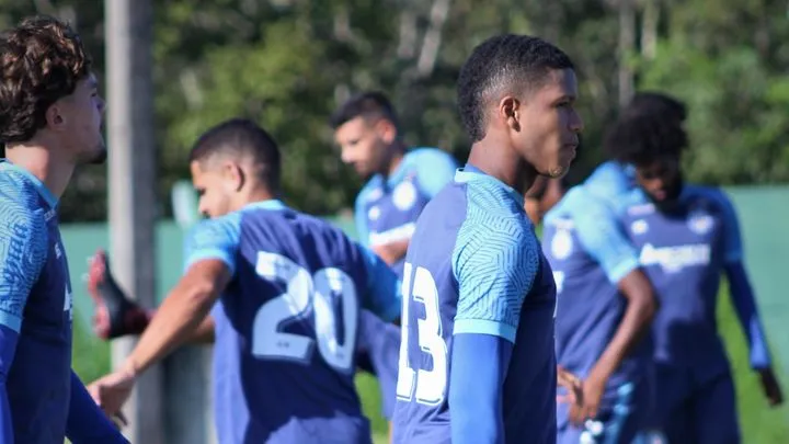 Dia de treinos contou com atividades técnicas e táticas