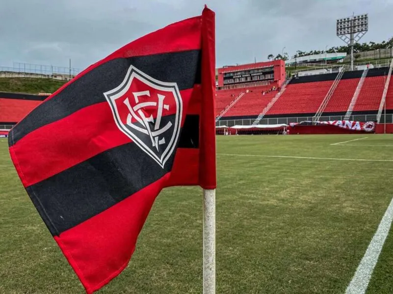 Rubro-Negro declarou que as "atitudes como essa não podem ser aceitas"