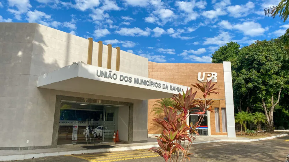 Fachada da União dos Municípios da Bahia (UPB)