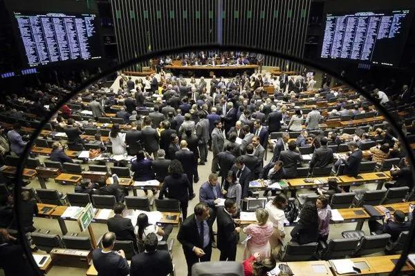 O número de deputados  autodeclarados pretos e pardos aumentou 8,94% com o resultado das eleições de 2022