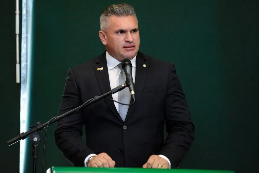 pós romper com Bolsonaro, Julian se aproximou de Sérgio Moro