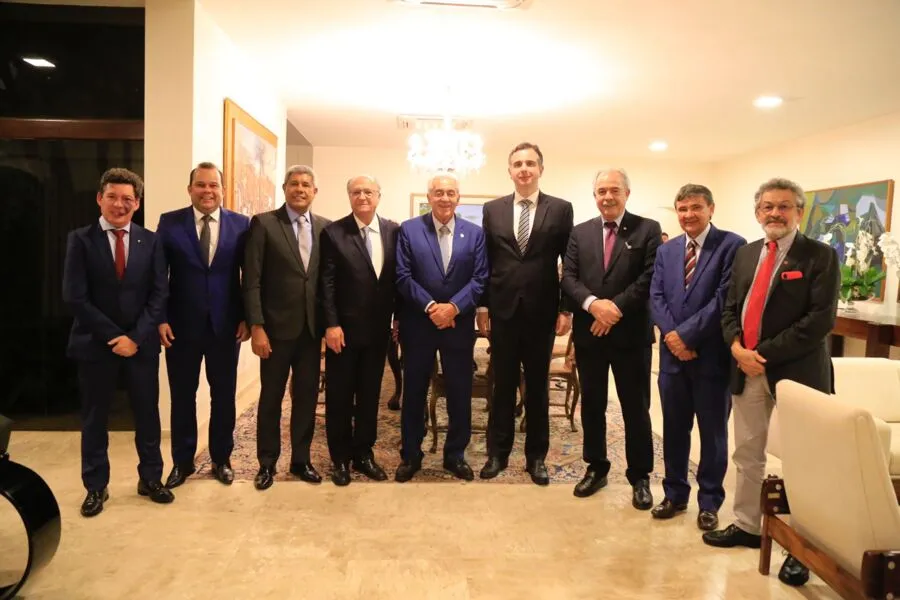 Jerônimo Rodrigues, Geraldo Junior e o senador Otto Alencar estiveram na casa do senador Rodrigo Pacheco nesta terça-feira