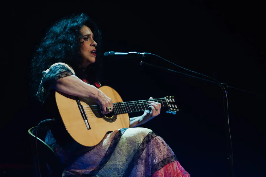 Gal Costa, uma das vozes mais incríveis que a MPB já produziu