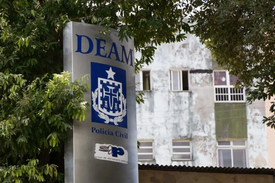 Homem foi  encaminhado à Coordenação de Polícia Interestadual (Polinter)