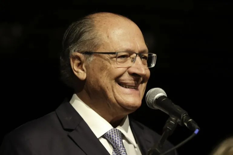 Vice-presidente eleito e coordenador da equipe de transição, Geraldo Alckmin