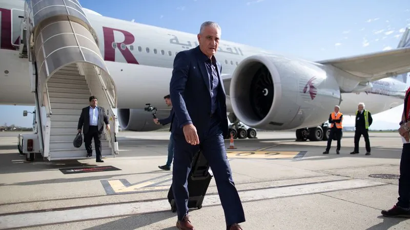 Tite já está em Turim, onde aguarda os jogadores
