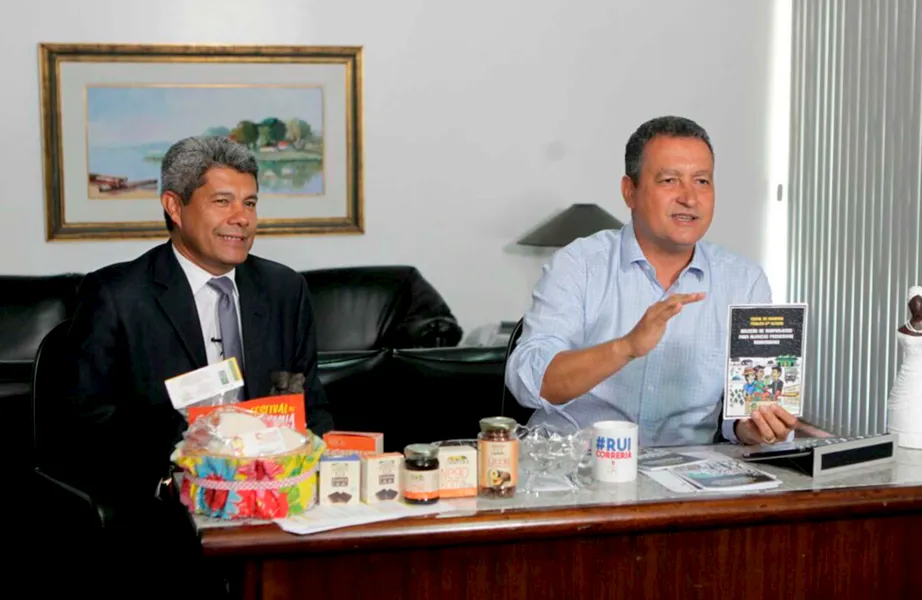 Jerônimo Rodrigues e Rui Costa, durante os trabalhos da transição