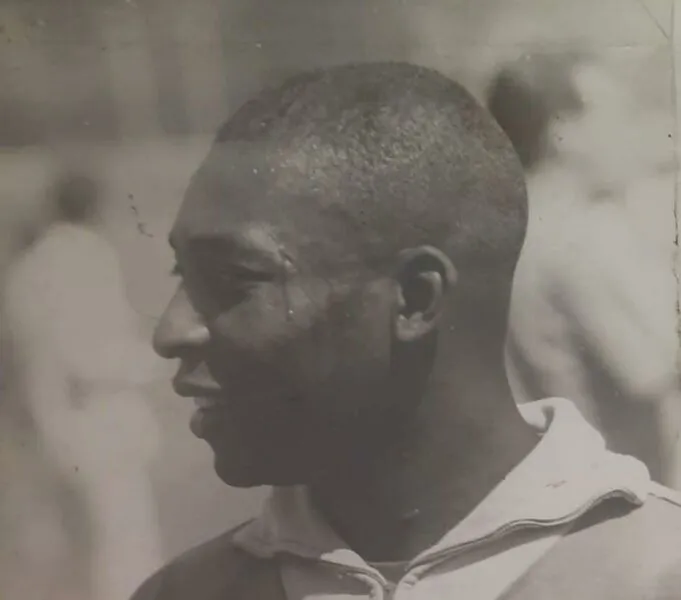 Pelé estreou pela Seleção no clássico, mas em Copa não rolou