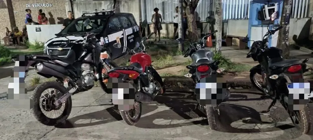 Suspeito foi localizado na rua Bonifácio, no bairro de Fazenda Grande do Retiro