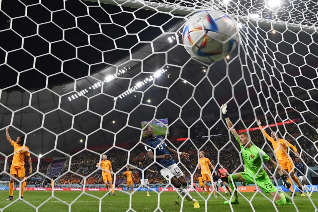 Holanda e Equador ficam no empate nesta sexta-feira pela Copa do Mundo