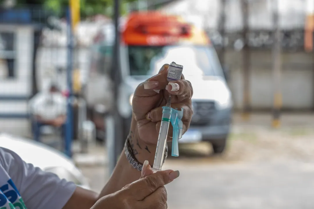 Crianças de seis meses a dois anos com comorbidades serão vacinadas