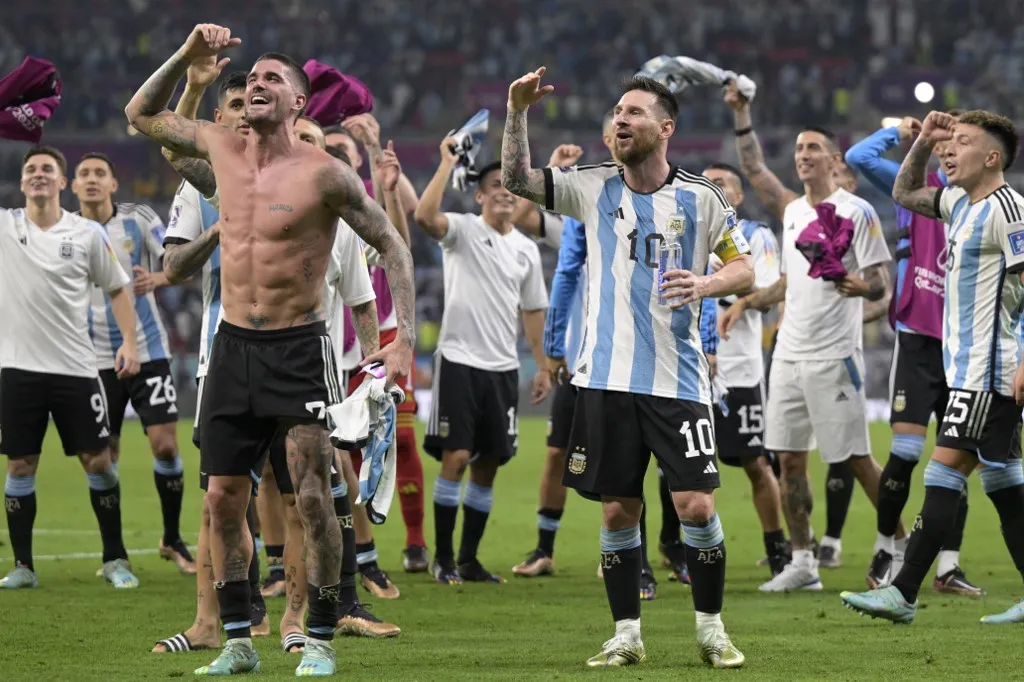 Com o resultado, a Austrália volta para casa e a Argentina passa a quarta de final do Mundial, onde vai enfrentar a Holanda