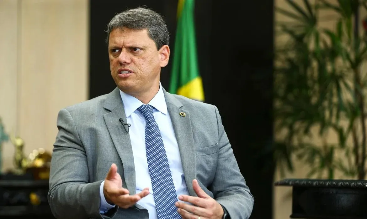 Tarcísio de Freitas foi ministro durante boa parte do governo Bolsonaro