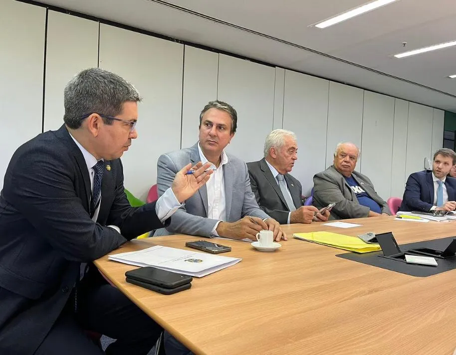 Jonas Paulo reunido com GT de Desenvolvimento Regional