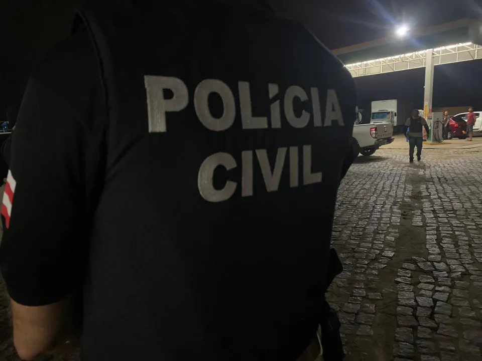 O alvo da operação é um grupo de extermínio que sequestrou e matou uma pessoa, em 2019, na cidade de Sátiro Dias.