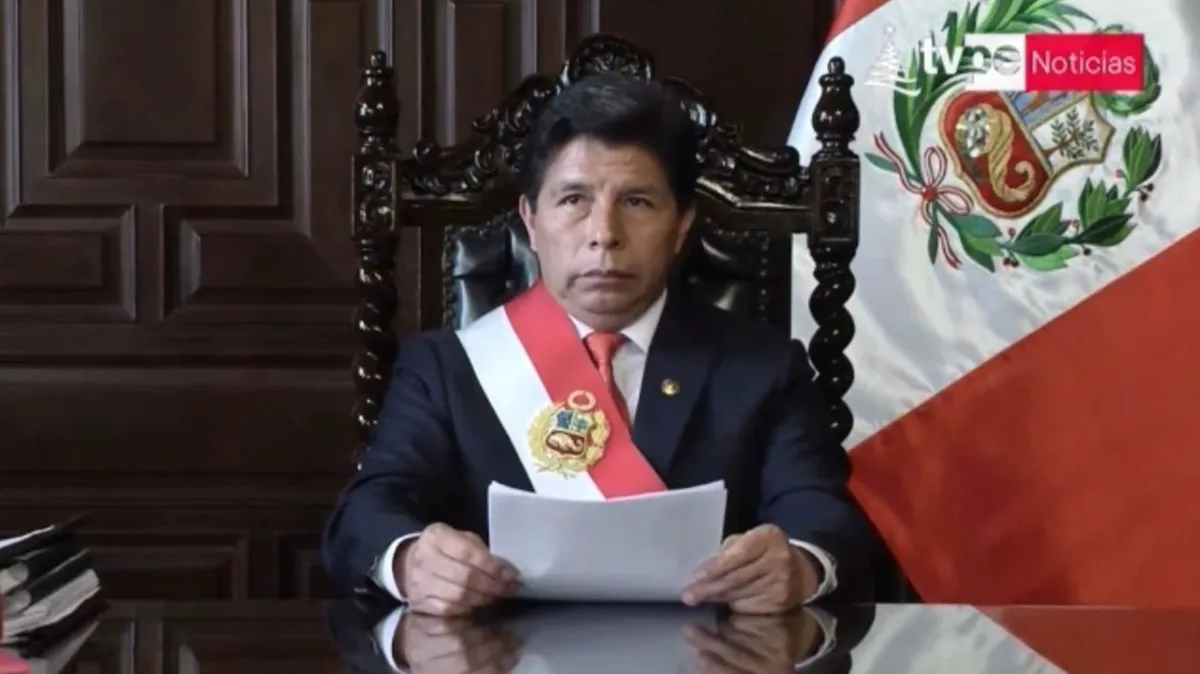 Pedro Castilho, durante discurso que pretendia dissolver o Congresso peruano