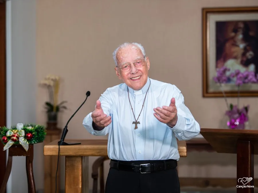 Líder de um segmento católico conservador, o religioso era considerado um aliado de Bolsonaro