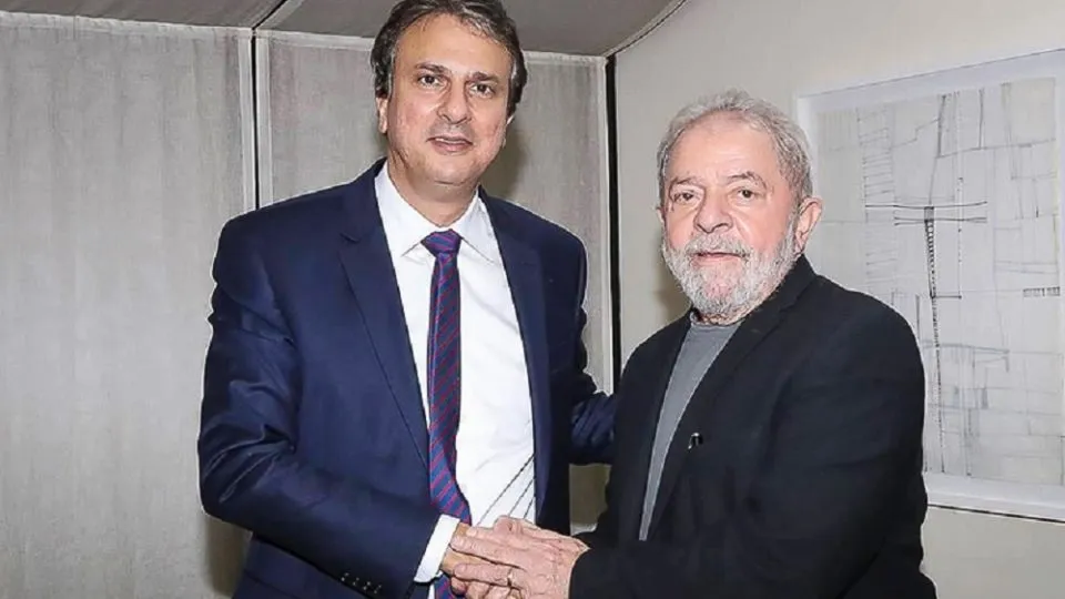 O convite de Lula a Camilo Santana teria sido feito em uma reunião na segunda