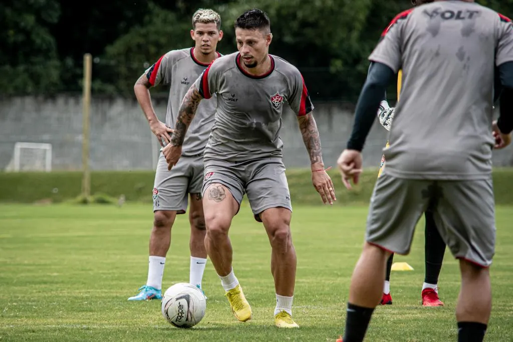 Os jogadores participaram de atividade em campo reduzido