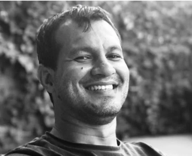 Jaques Freitas morreu após entrar em surto e se jogar contra porta de vidro