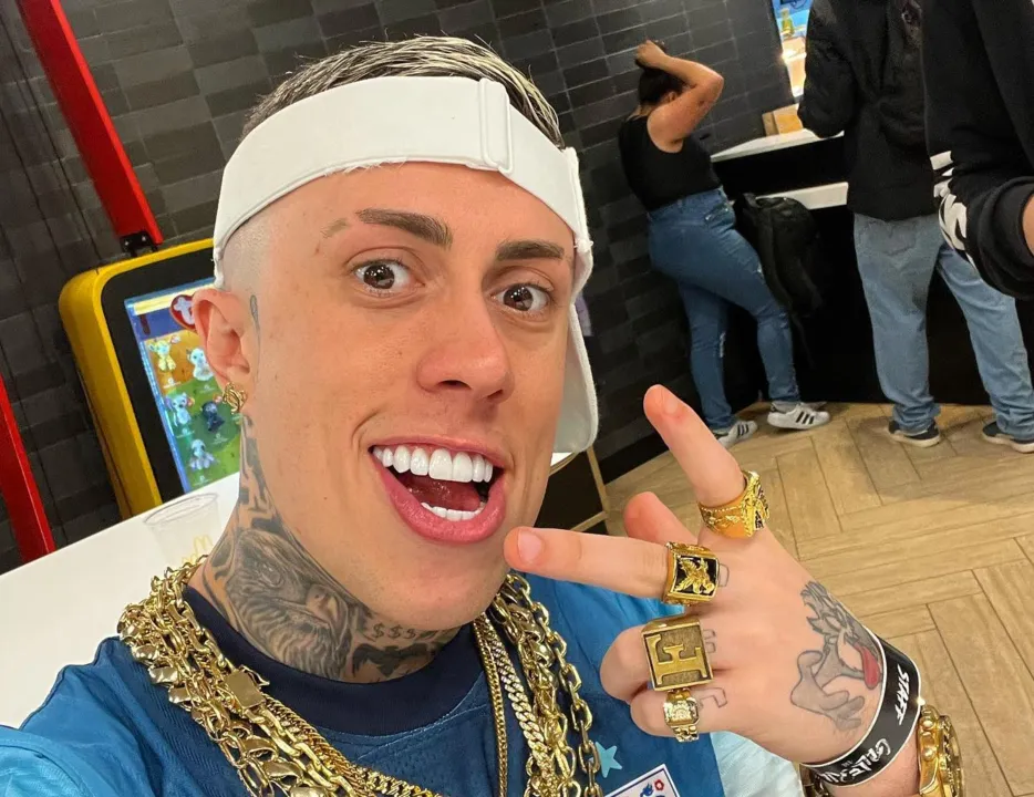 Ele afirmou que alguém ameaça dar tiros nele e em seu segurança