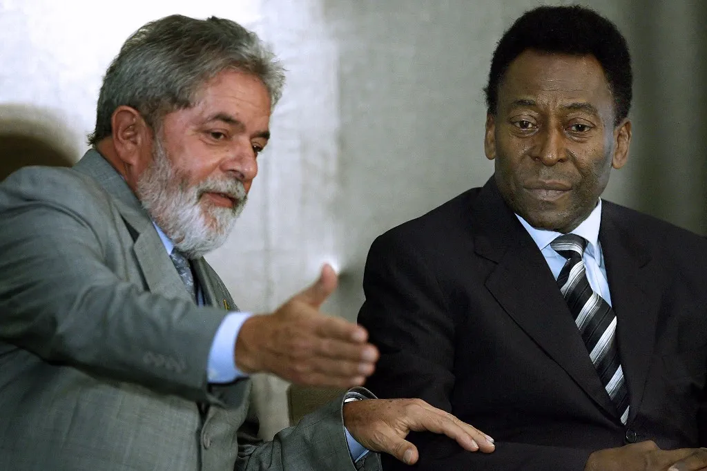 Presidente Lulaconversa com Pelé