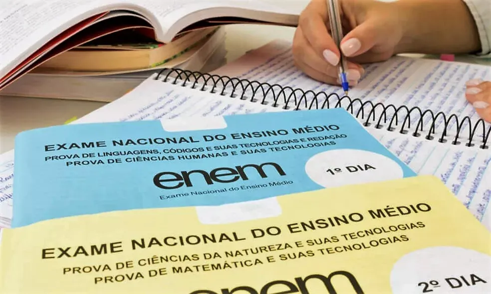 Imagem ilustrativa da imagem Calendários do Enem e Encceja 2023 são divulgados; confira as datas