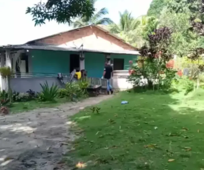 Corpo da vítima estava enterrado debaixo de uma mangueira
