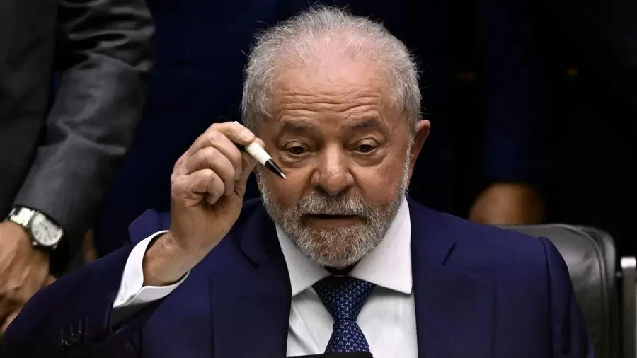 Presidente Lula no dia de assinatura da posse como presidente da República