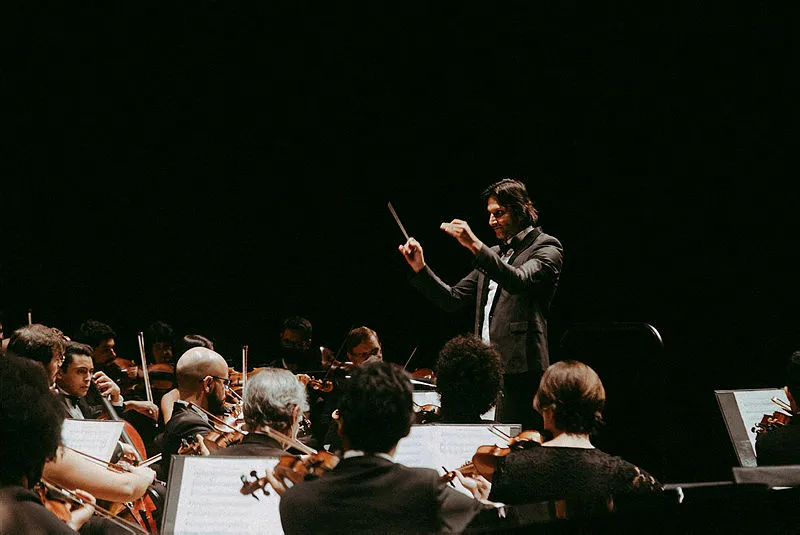 Maestro Prazeres: "As pessoas que veem nesses concertos pensam: 'poxa, que orquestra massa’”