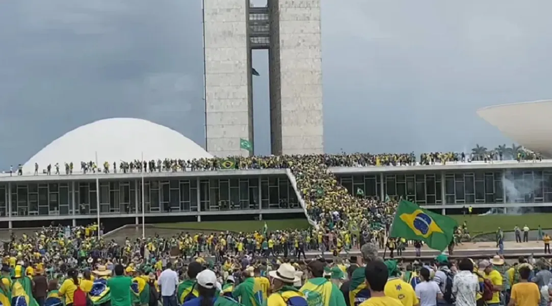 Presidente Luiz Inácio Lula da Silva (PT) assinou um decreto de intervenção federal