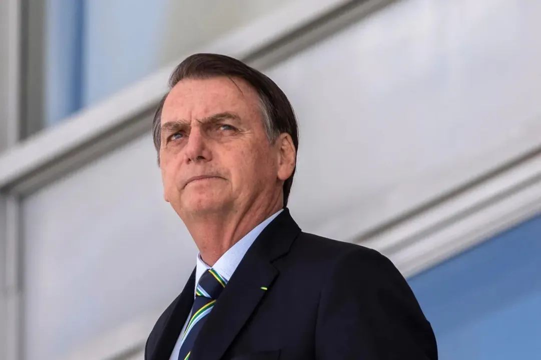 Bolsonaro é internado em hospital dos EUA com dores abdominais