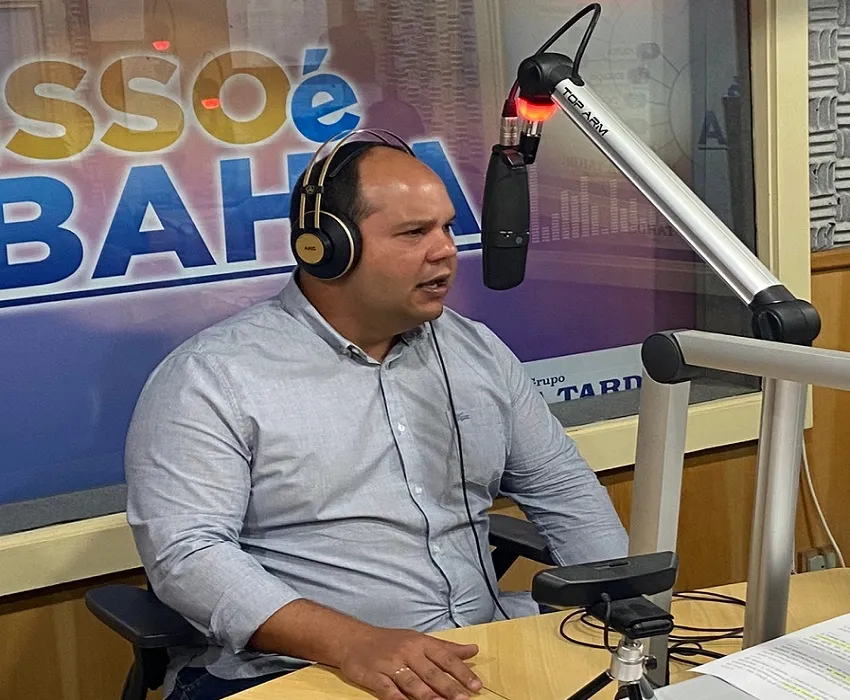 O secretário de Saúde de Salvador, Décio Martins em entrevista ao Isso é Bahia