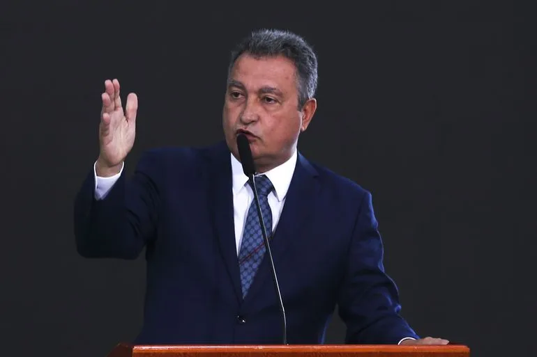 Rui Costa confia na proteção do Exército e descarta, por ora, decreto de Garantia da Lei e da Ordem (GLO)