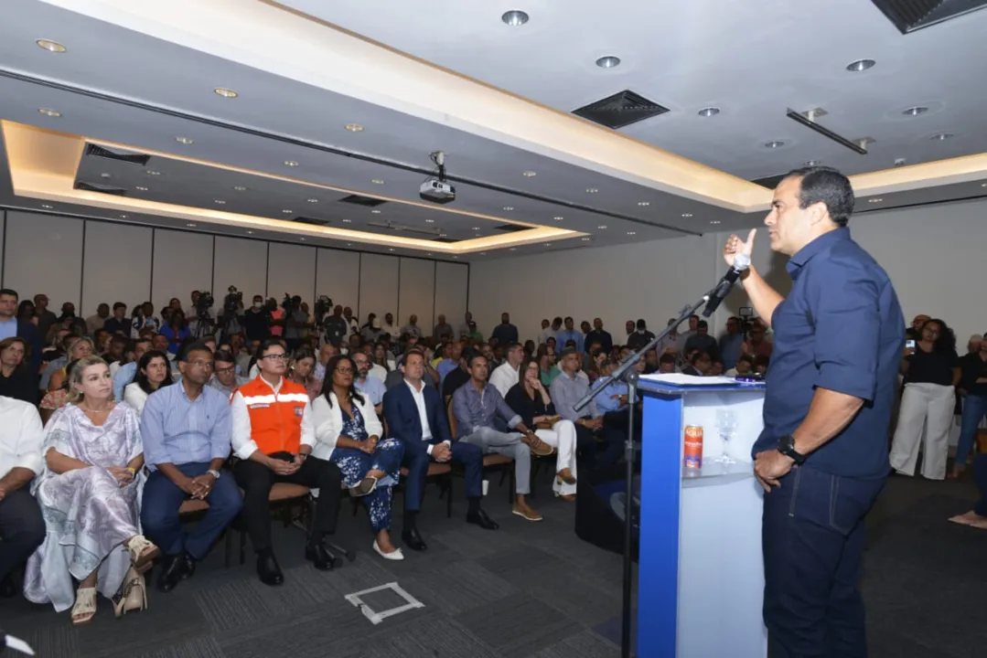 Prefeito Bruno Reis durante anúncio do novo secretariado