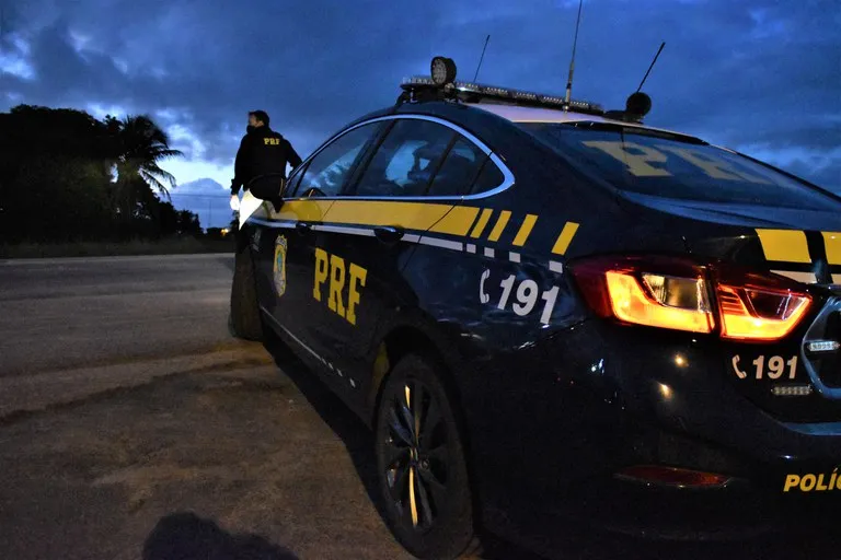 Veículo e carga foram encaminhadas à Secretaria de Fazenda Estadual