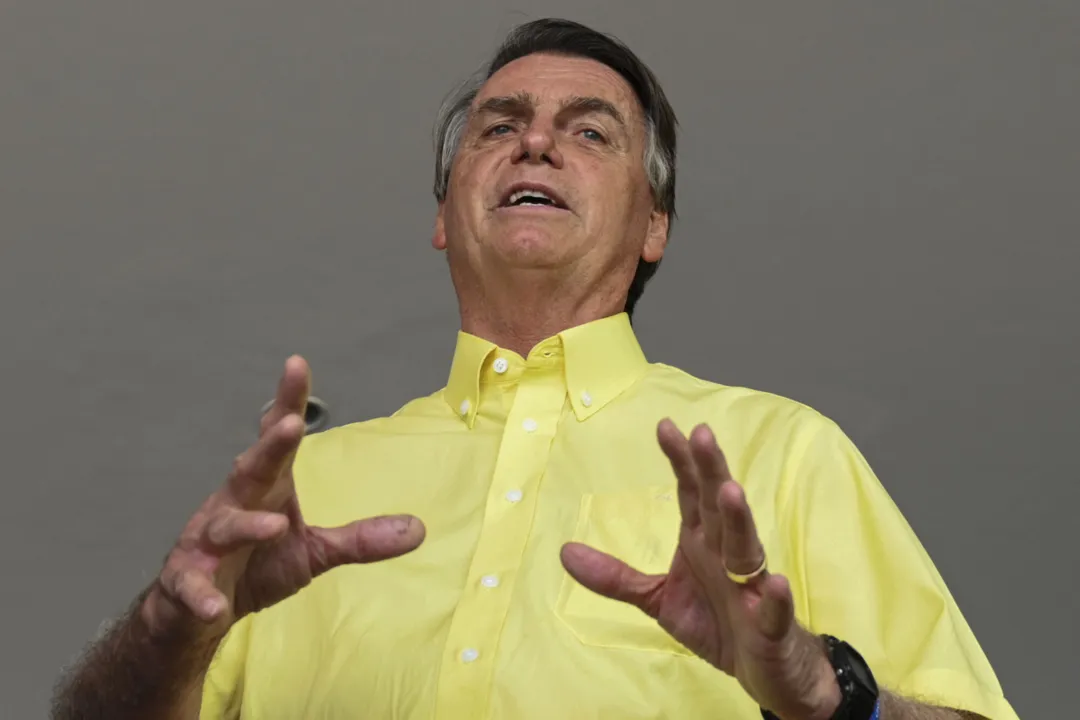 Quando deputado federal, Bolsonaro deu seu voto pelo impeachment da Dilma, homenageando o torturador assassino, Brilhante Ustra