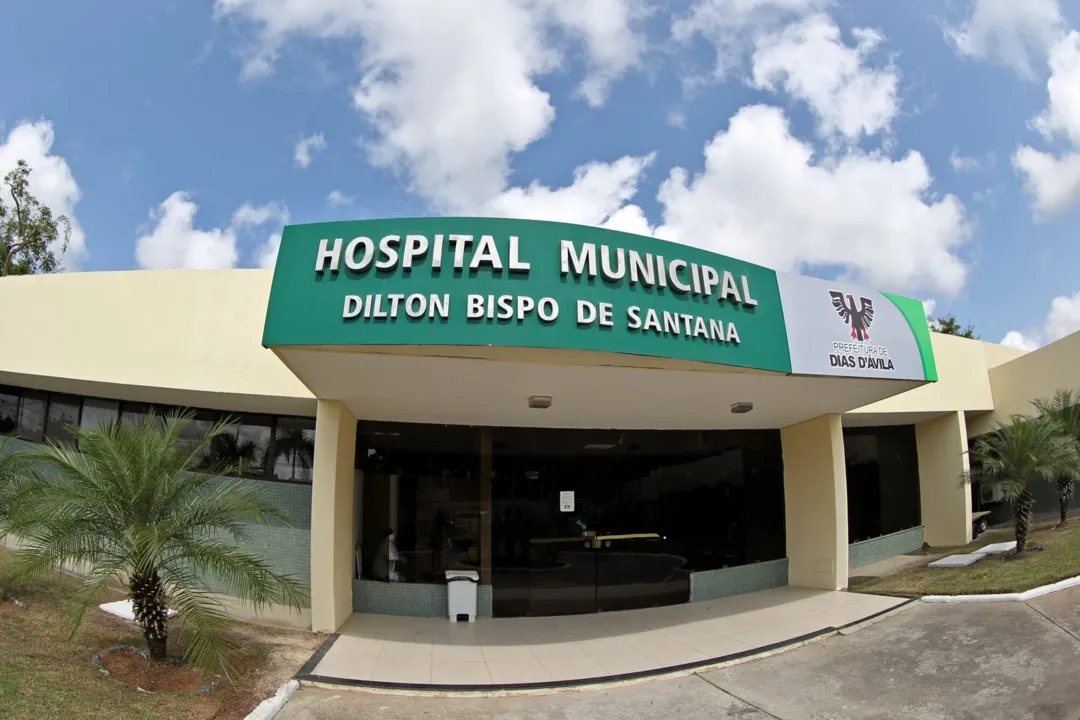 Hospital Municipal de Dias D´ávila ficou fechado quase todo o ano de 2021