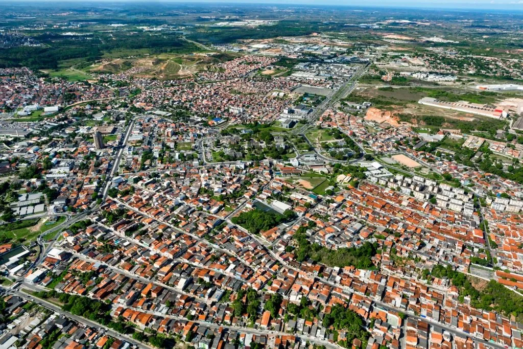 Decisão estabelece a instalação instalação da nomenclatura das vias públicas, bem como a numeração dos imóveis situados nos distritos e localidades da orla marítima do município